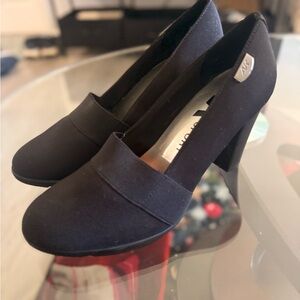 Anne Klein Sport Black Suede Block Heel Pumps